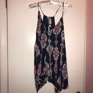 New York & Company Sleeveless Tunic Top